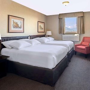 Double Room Two Double Beds Non-Smoking